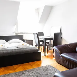 Apartament 2 Bedroom Apartment, Heart Of Tomasza St, Kraków